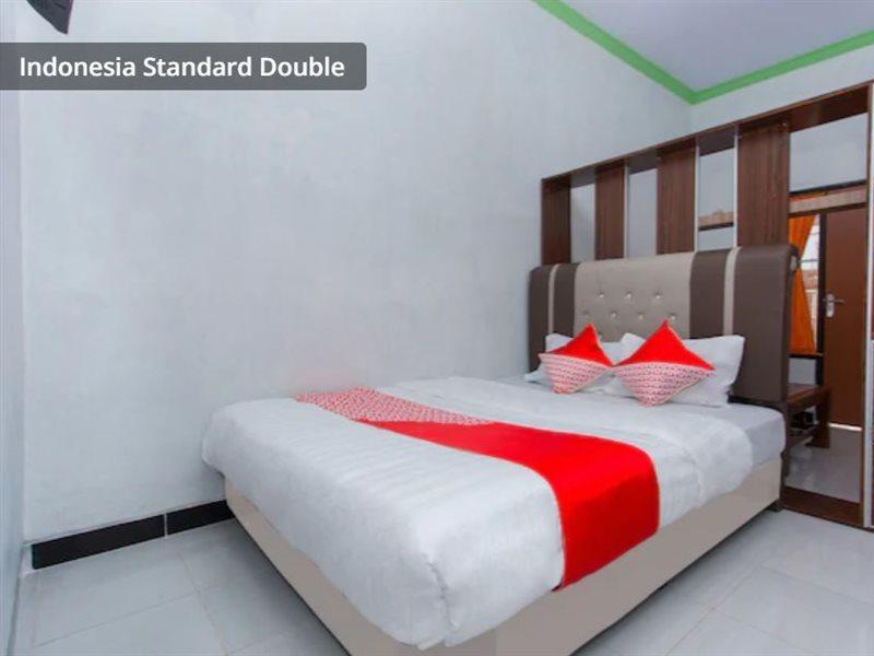 Griya Annisa Hotel Tegal  Bagian luar foto