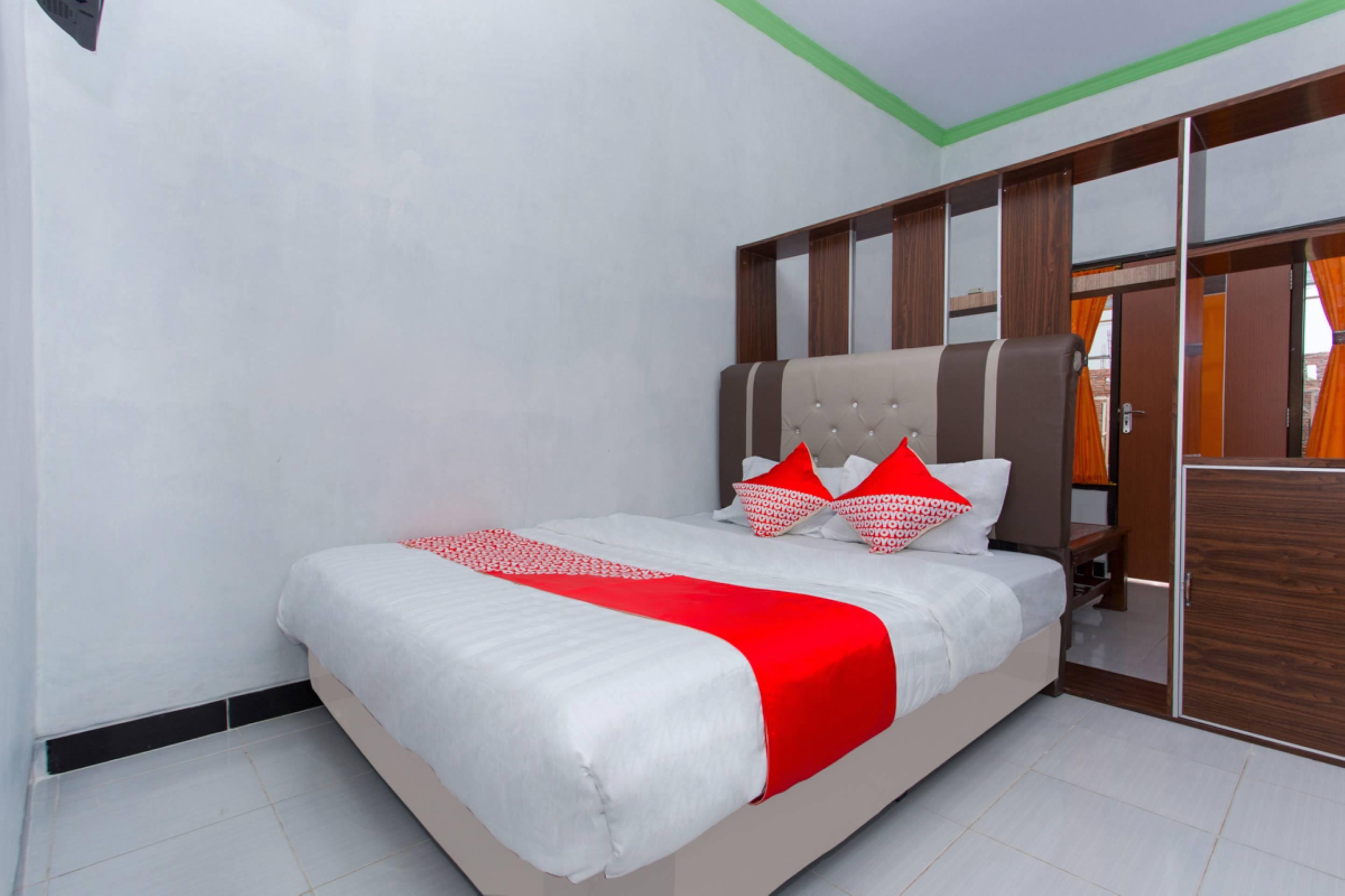 Griya Annisa Hotel Tegal  Bagian luar foto