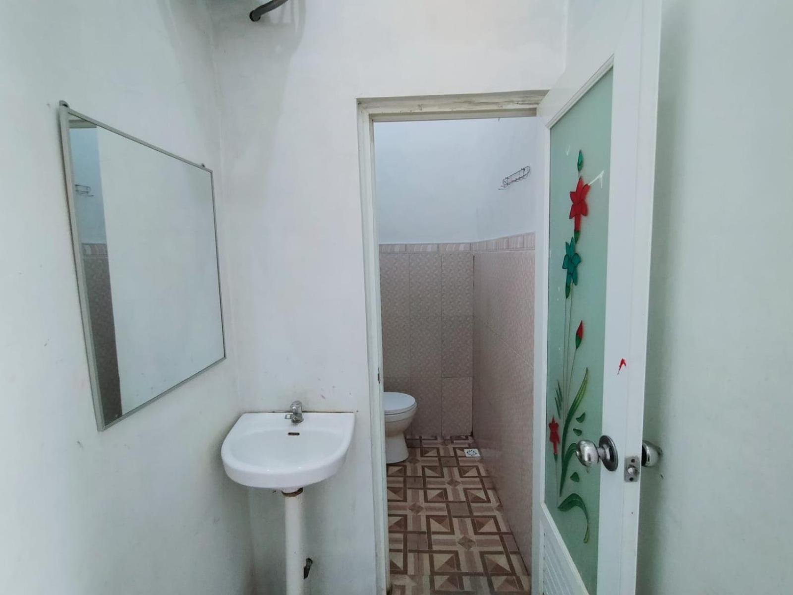 Griya Annisa Hotel Tegal  Bagian luar foto