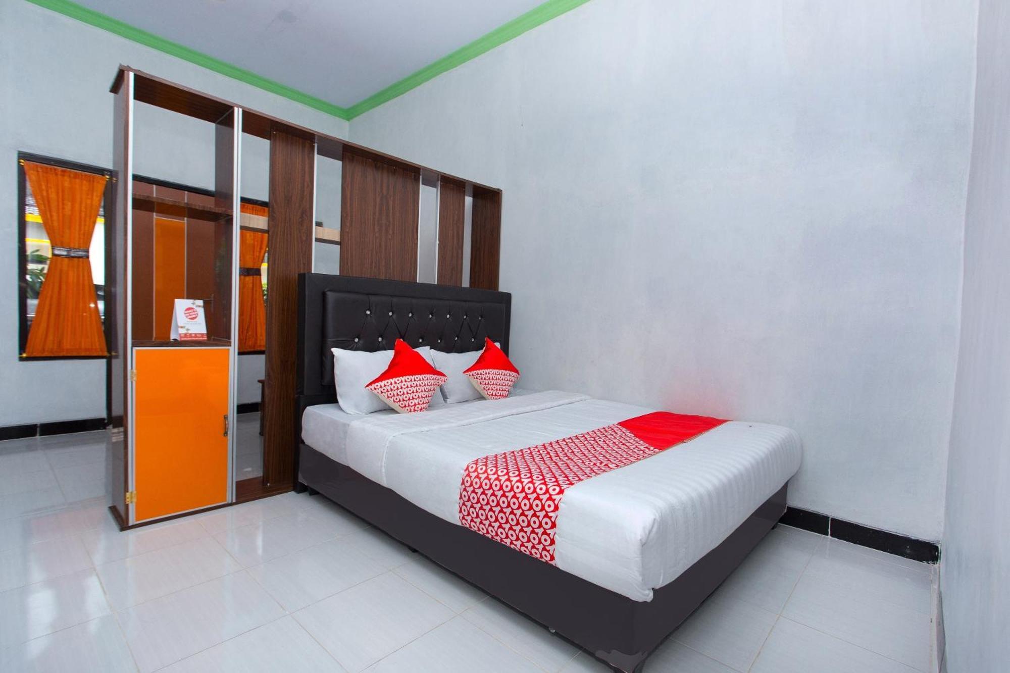 Griya Annisa Hotel Tegal  Bagian luar foto