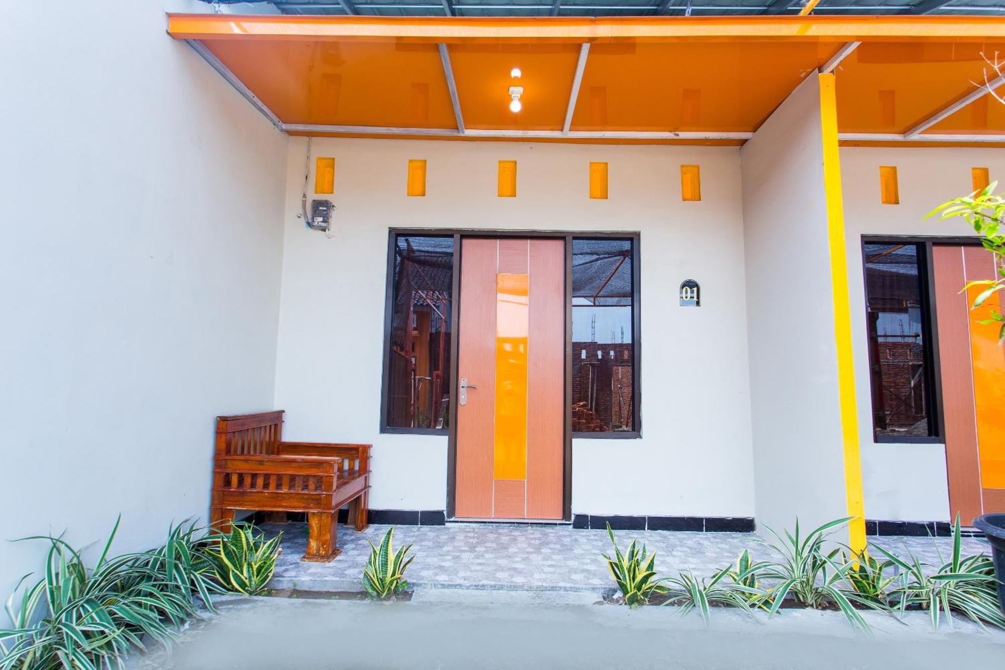Griya Annisa Hotel Tegal  Bagian luar foto